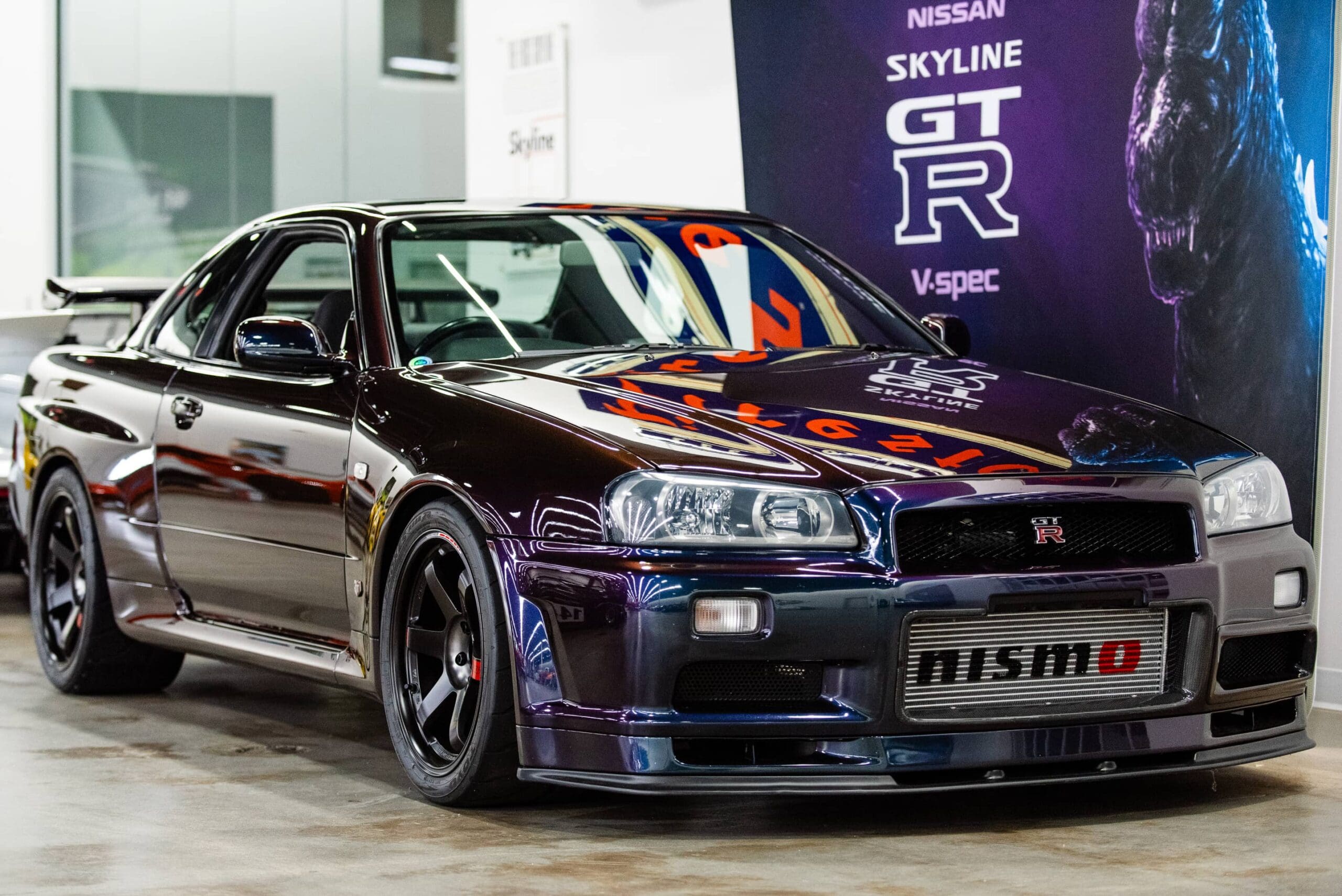 イノモデル Nissan Skyline GT-R R34 V-Spec II 1999 Nissan Skyline GT-R V-Spec | London 2017 | RM Sotheby's